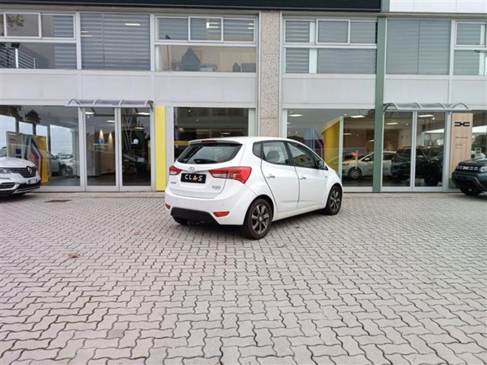 Hyundai ix20 usata a Livorno (8)