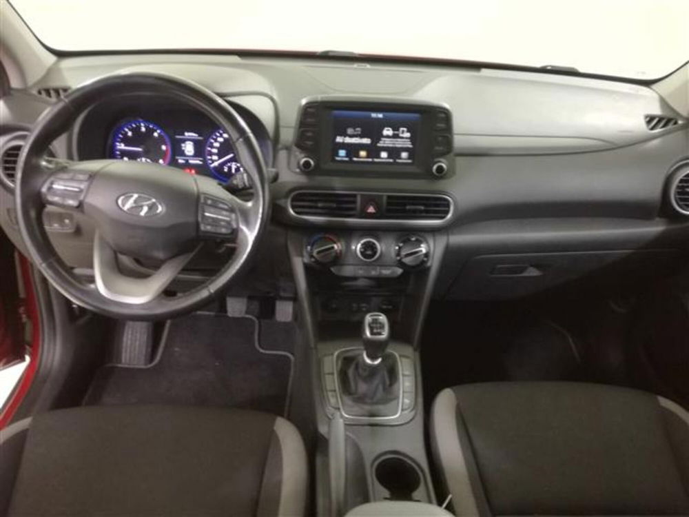 Hyundai Kona usata a Salerno (8)