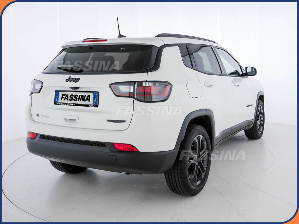 Jeep Compass nuova a Milano (6)