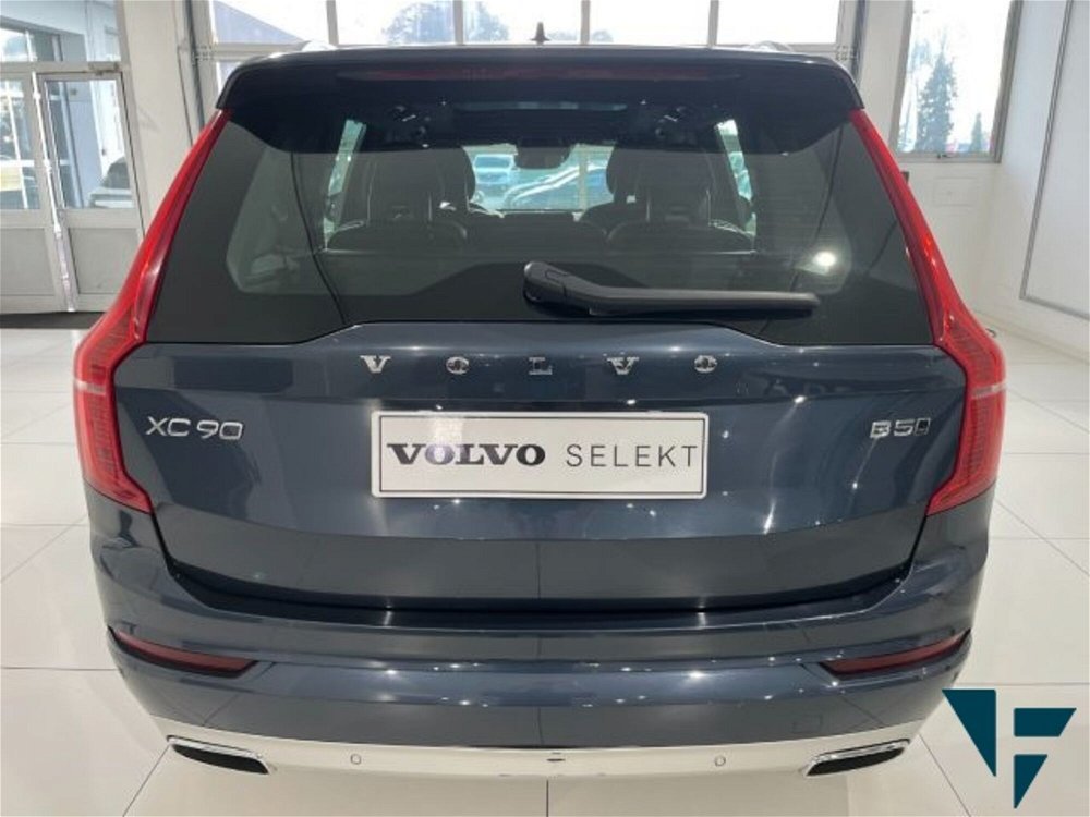 Volvo XC90 B5 (d) AWD Geartronic 7 posti Momentum Pro  del 2021 usata a Villorba (5)