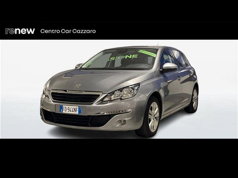 Peugeot 308 1.6 8V HDi 112CV 5p. Business del 2016 usata a Saronno