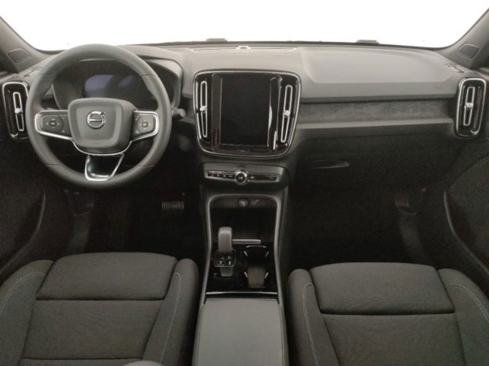 Volvo C40 nuova a Modena (13)