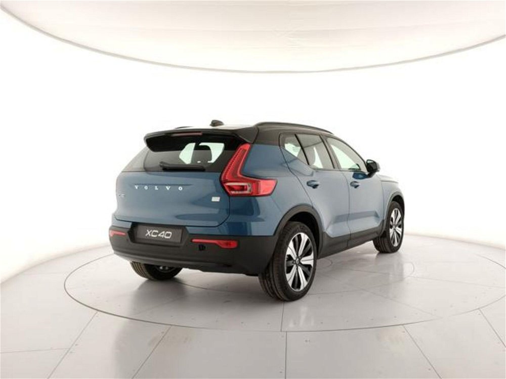 Volvo XC40 Recharge Pure Electric Twin Motor AWD Plus  nuova a Modena (5)