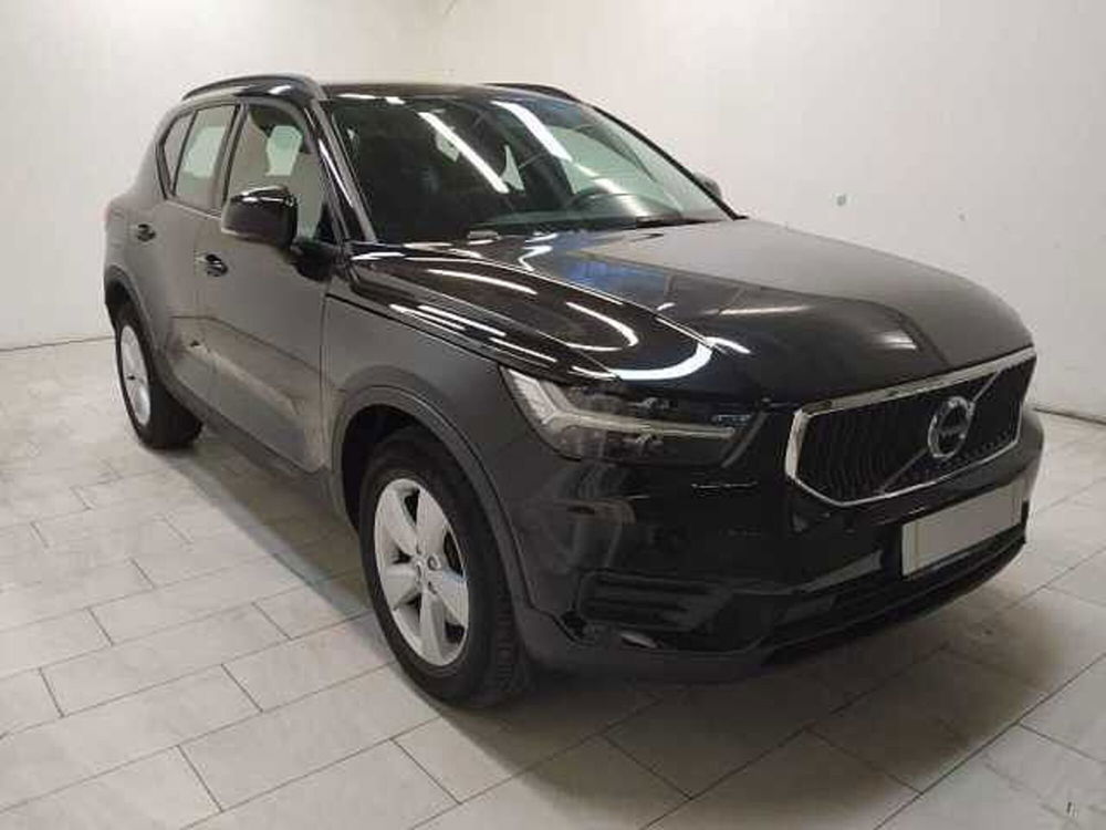 Volvo XC40 usata a Cuneo (3)