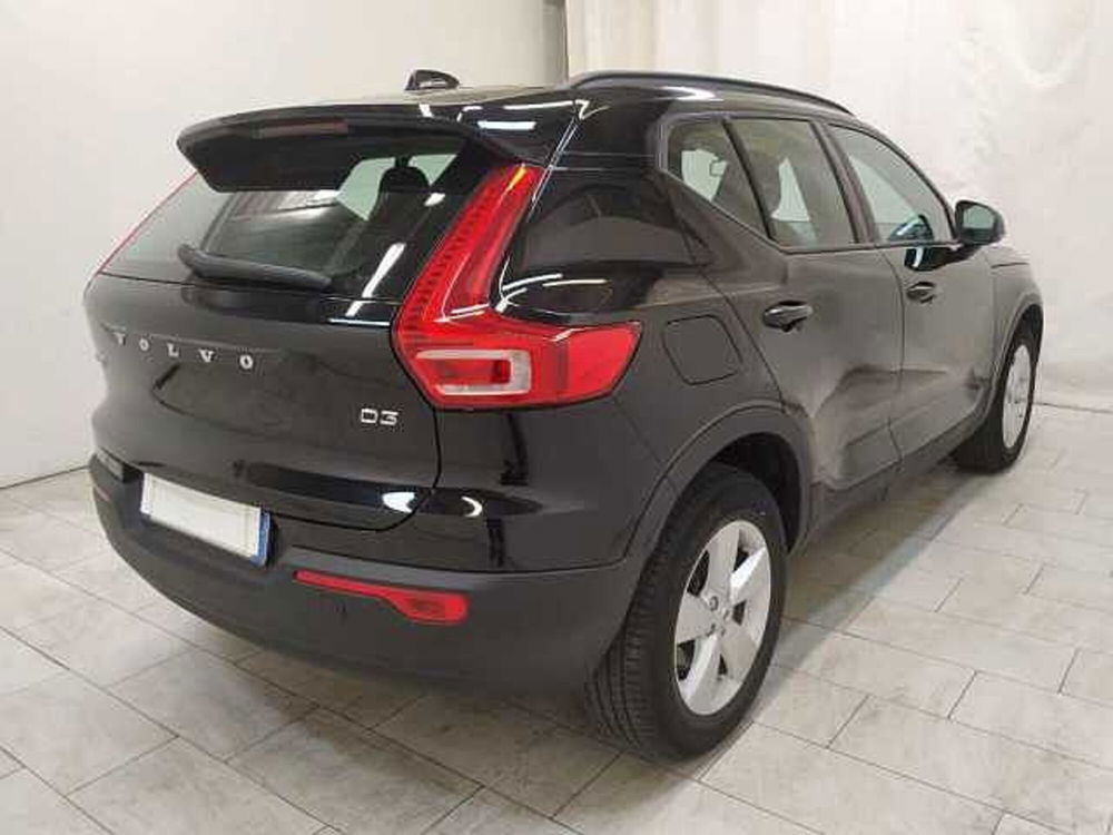 Volvo XC40 usata a Cuneo (4)