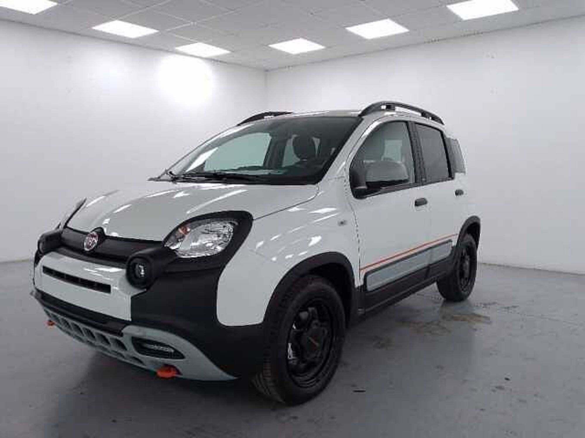 Fiat Panda 1.0 firefly hybrid s&amp;s 70cv 5p.ti nuova a Cuneo