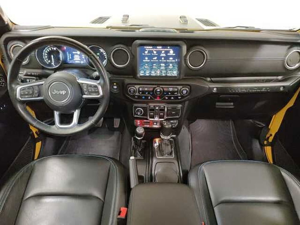 Jeep Wrangler Unlimited usata a Teramo (16)