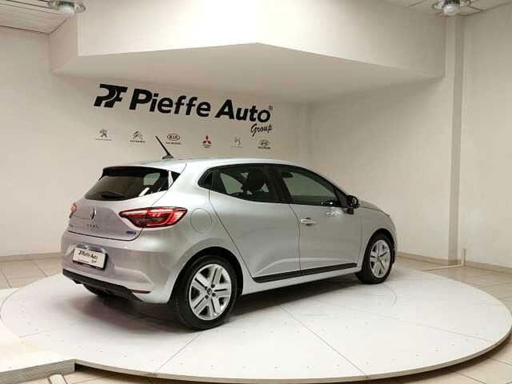 Renault Clio TCe 90 CV 5 porte Zen  del 2021 usata a Teramo (4)