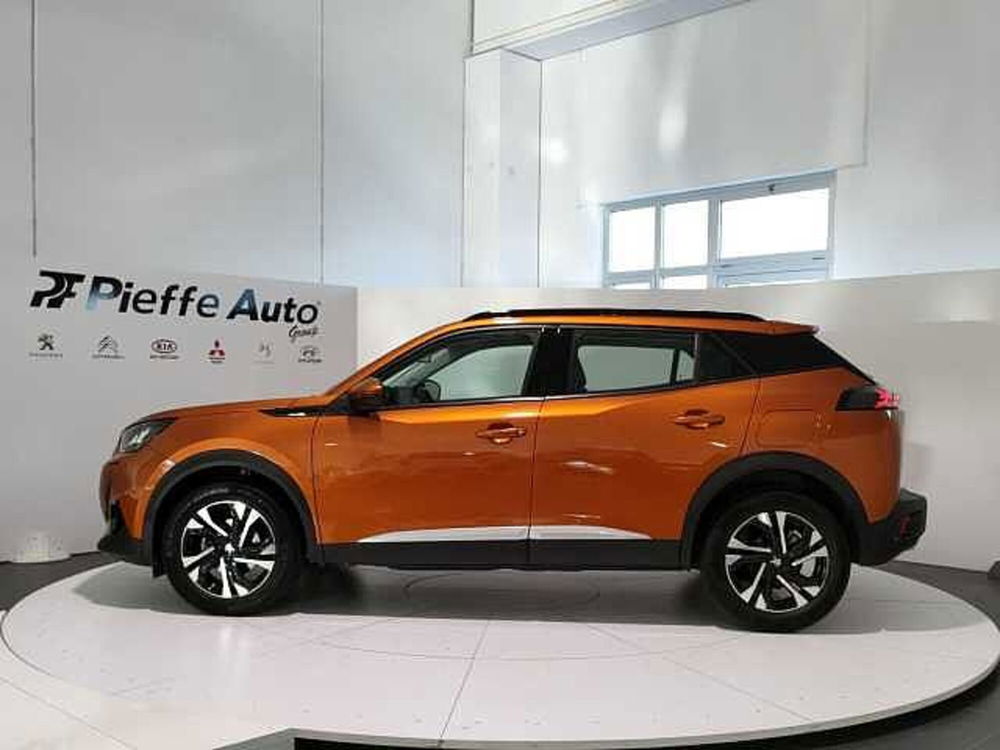 Peugeot 2008 PureTech 130 S&S Allure  del 2020 usata a Teramo (2)