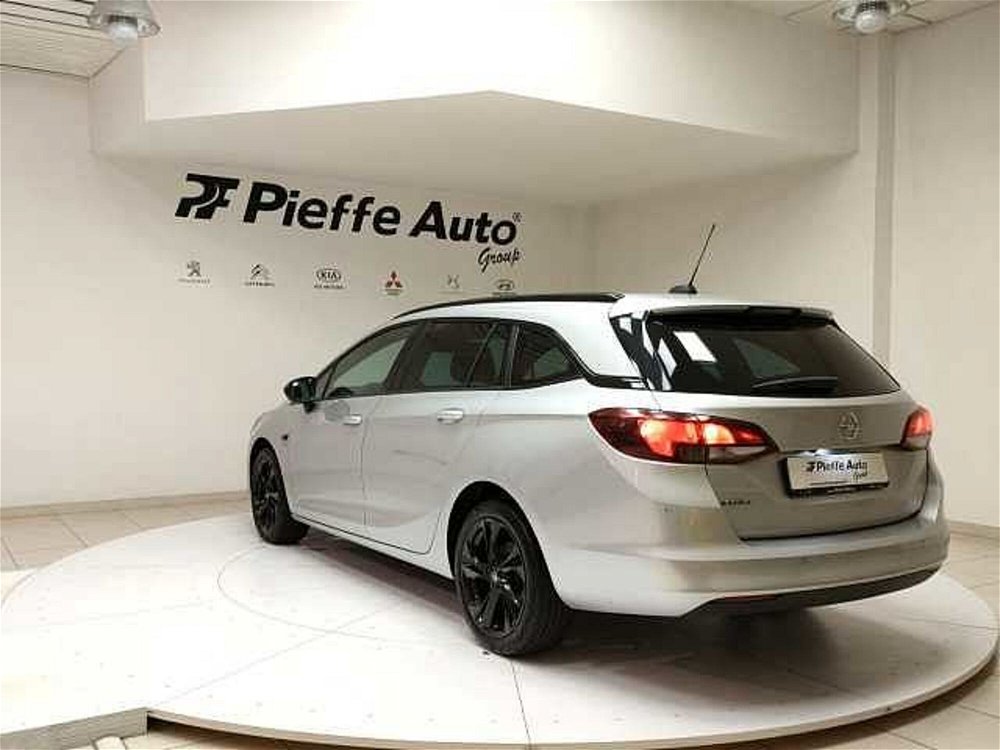 Opel Astra Station Wagon 1.5 CDTI 105 CV S&S Sports 2020 del 2020 usata a Teramo (3)