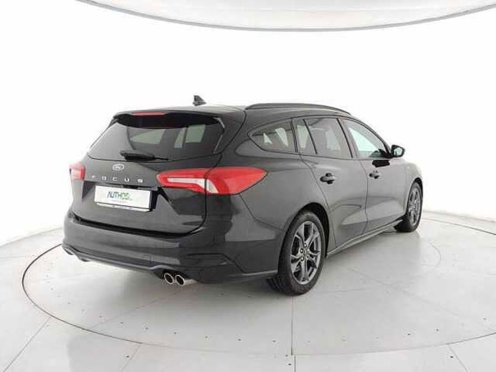 Ford Focus Station Wagon usata a Torino (4)