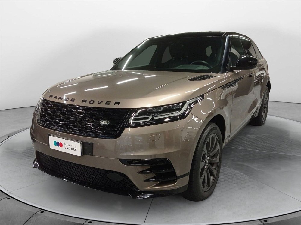 Land Rover Range Rover Velar 2.0D I4 240 CV R-Dynamic SE  del 2019 usata a Vinci (3)