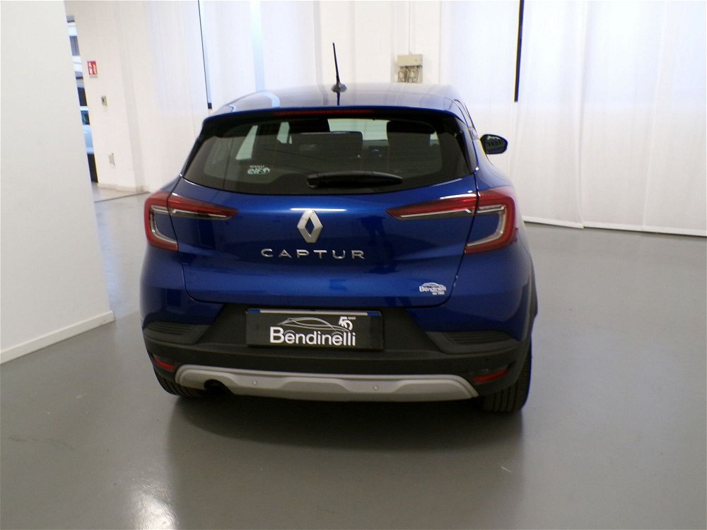 Renault Captur TCe 100 CV Zen  del 2020 usata a Verona (3)