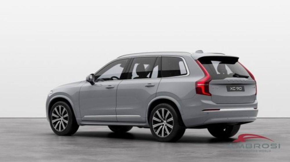 Volvo XC90 B5 (d) AWD automatico Plus Bright nuova a Corciano (3)