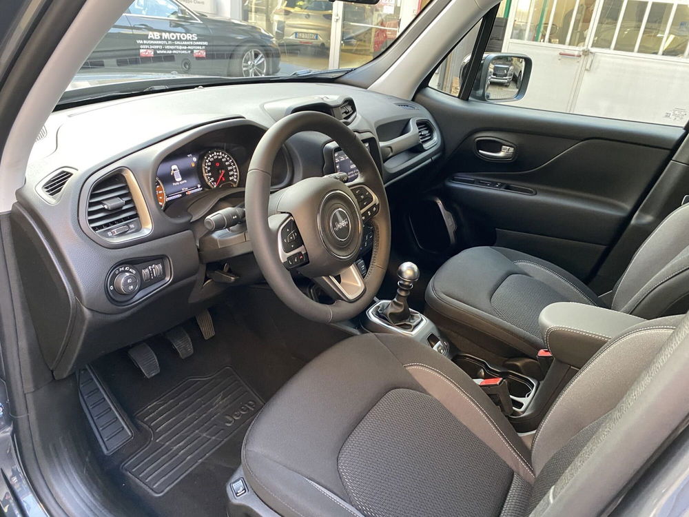 Jeep Renegade nuova a Varese (9)