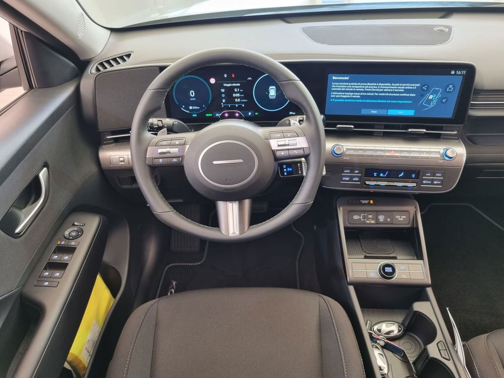 Hyundai Kona nuova a Pistoia (9)