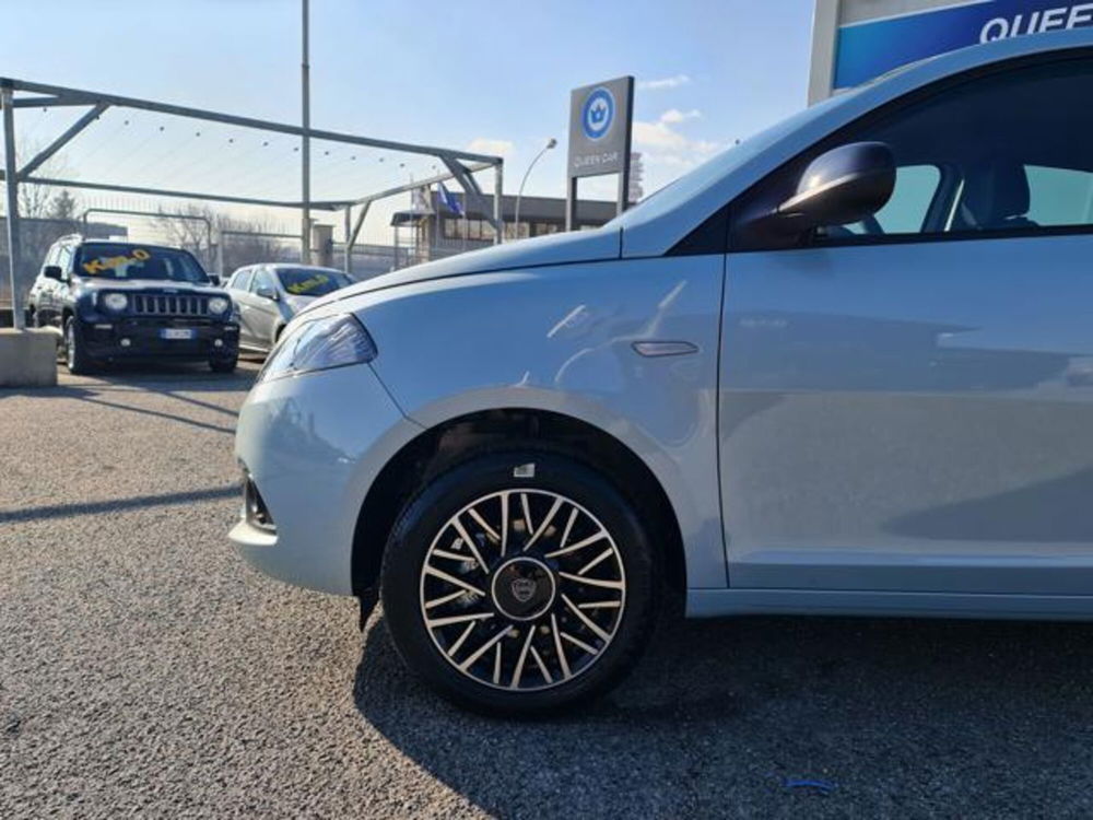 Lancia Ypsilon nuova a Torino (3)