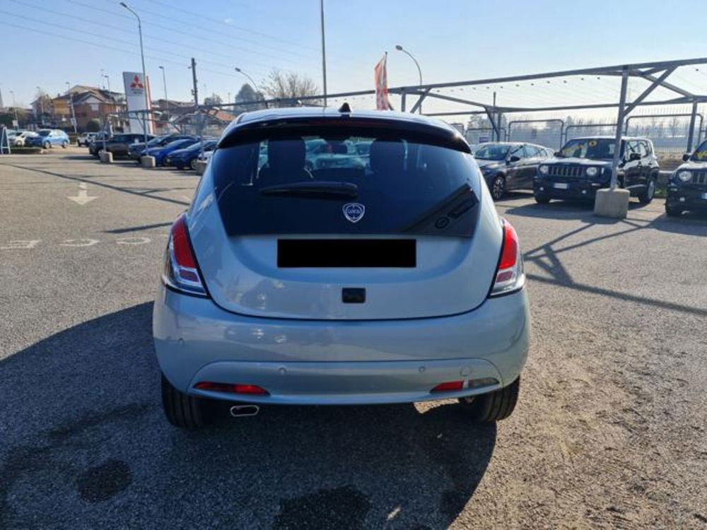 Lancia Ypsilon nuova a Torino (7)