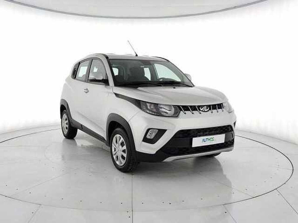 Mahindra KUV100 KUV100 1.2 K6+ del 2023 usata a Torino (2)