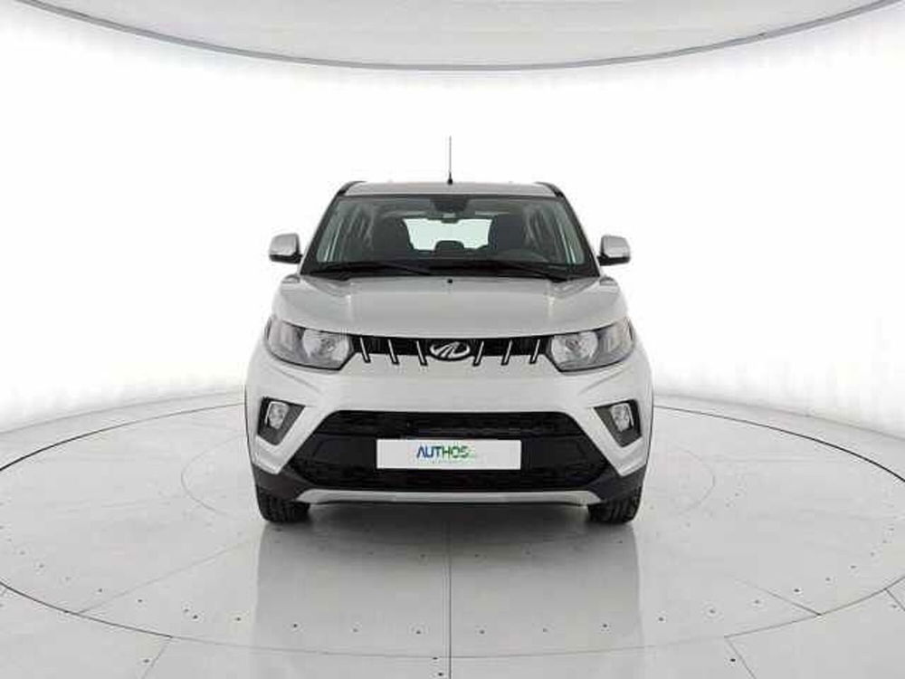 Mahindra KUV100 KUV100 1.2 VVT K6+  del 2023 usata a Torino (5)