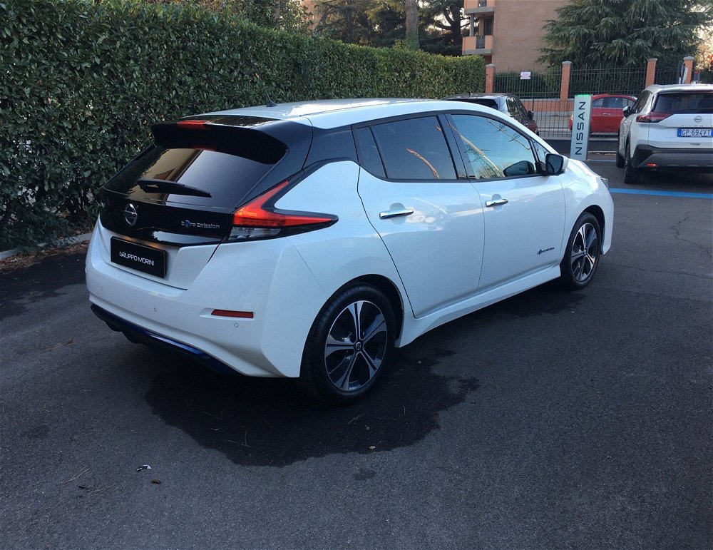 Nissan Leaf Business 40 kWh  del 2021 usata a Imola (4)