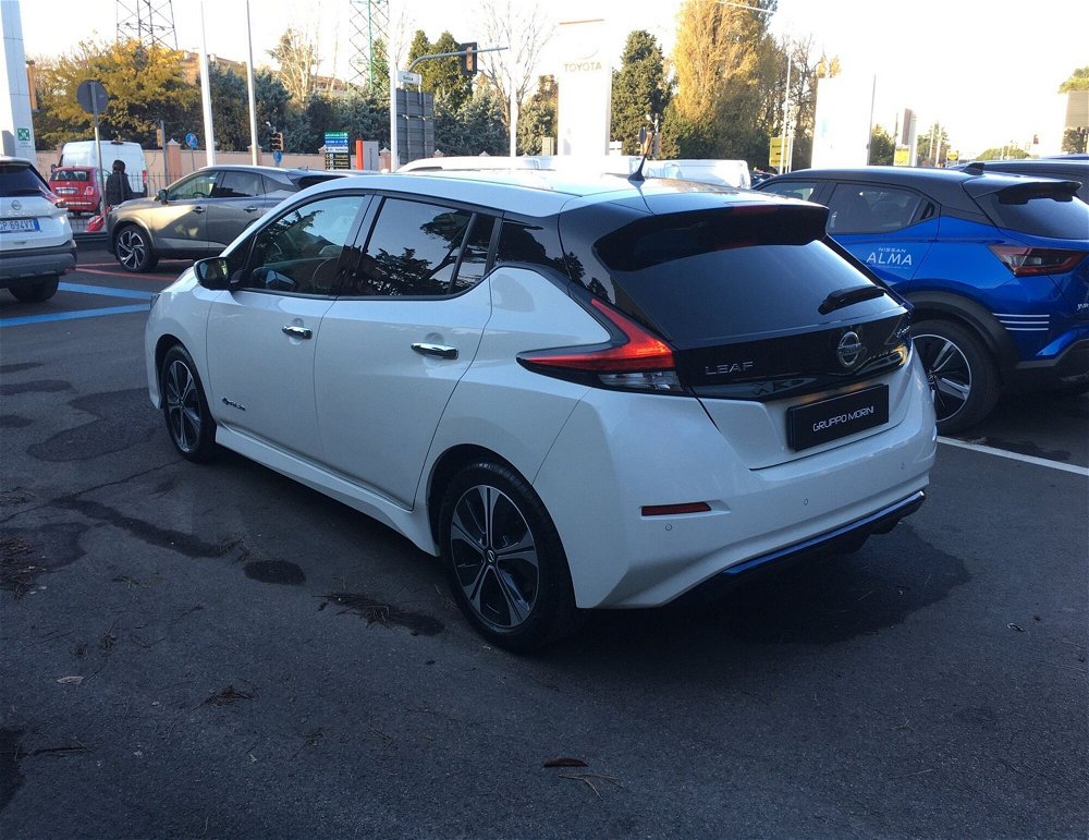 Nissan Leaf Business 40 kWh  del 2021 usata a Imola (5)
