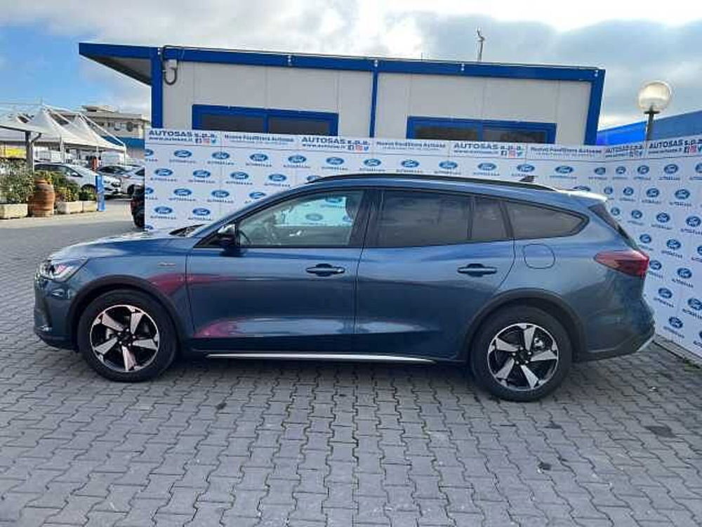 Ford Focus Station Wagon 1.0 EcoBoost 125 CV SW Active  del 2022 usata a Firenze (3)