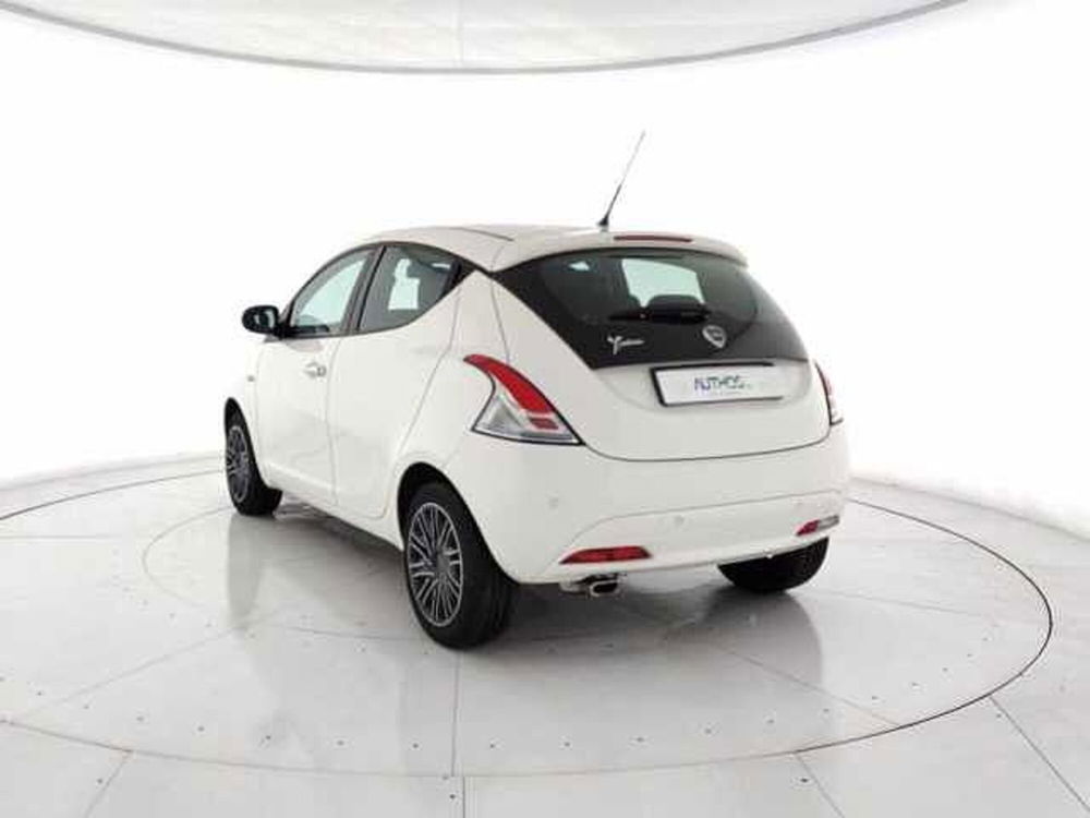 Lancia Ypsilon usata a Torino (3)