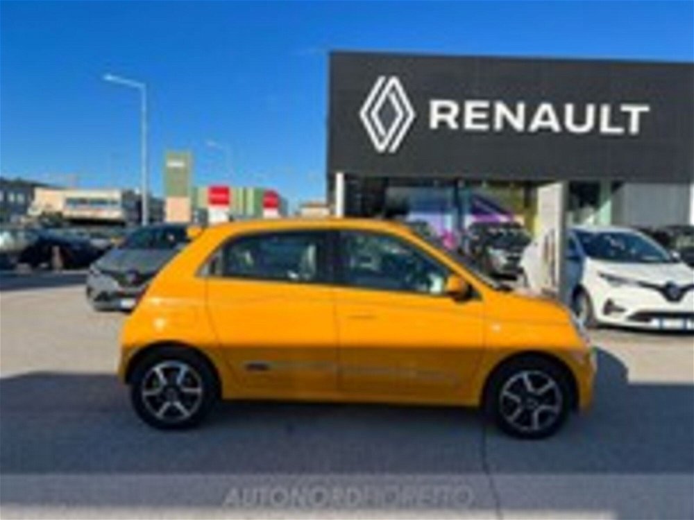 Renault Twingo SCe 65 CV Intens  del 2020 usata a Pordenone (3)