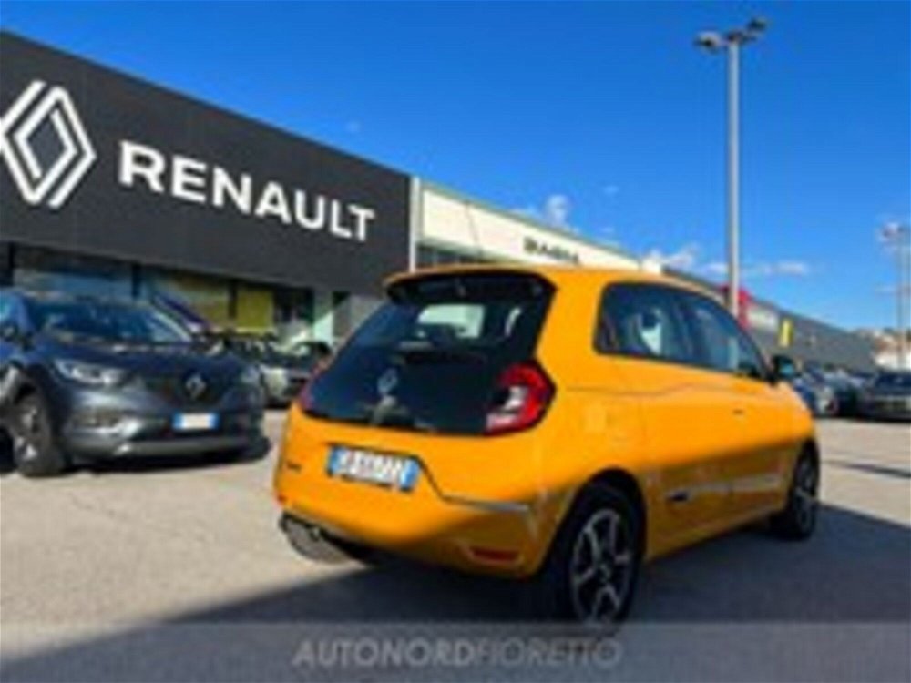 Renault Twingo SCe 65 CV Intens  del 2020 usata a Pordenone (4)