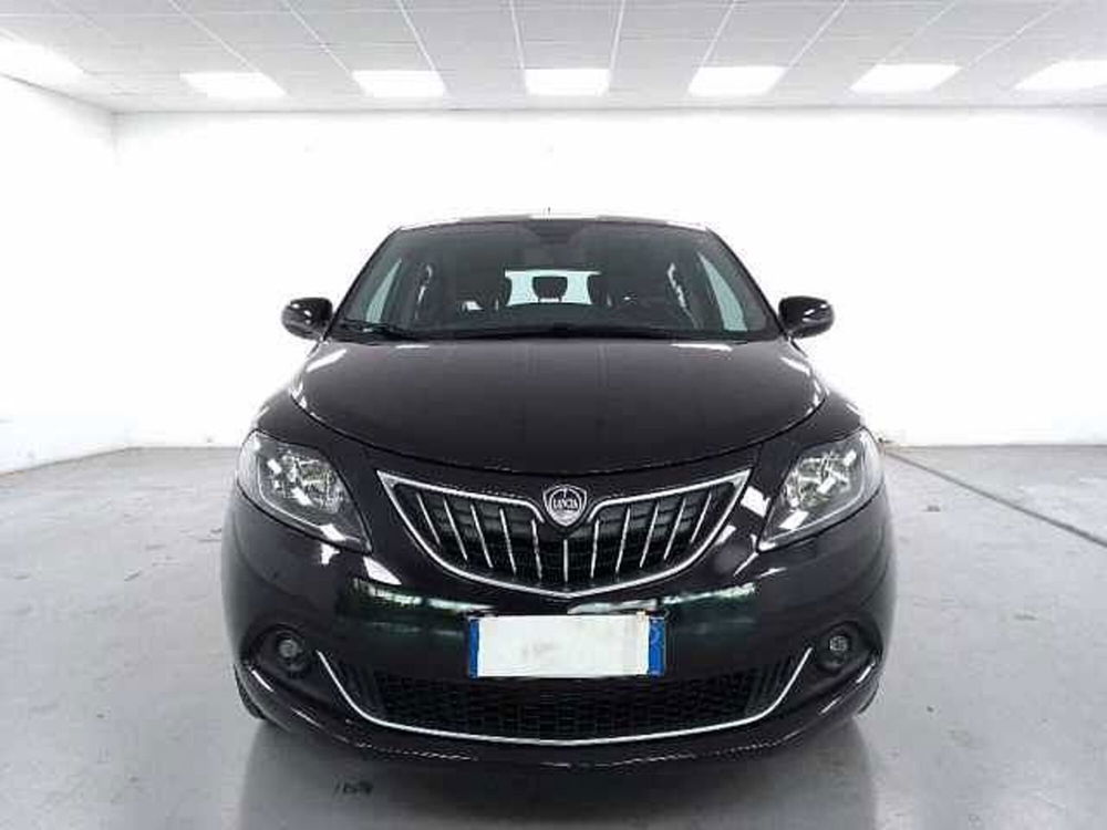 Lancia Ypsilon usata a Cuneo (2)