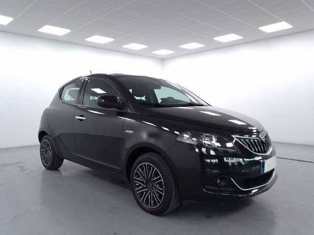 Lancia Ypsilon usata a Cuneo (3)