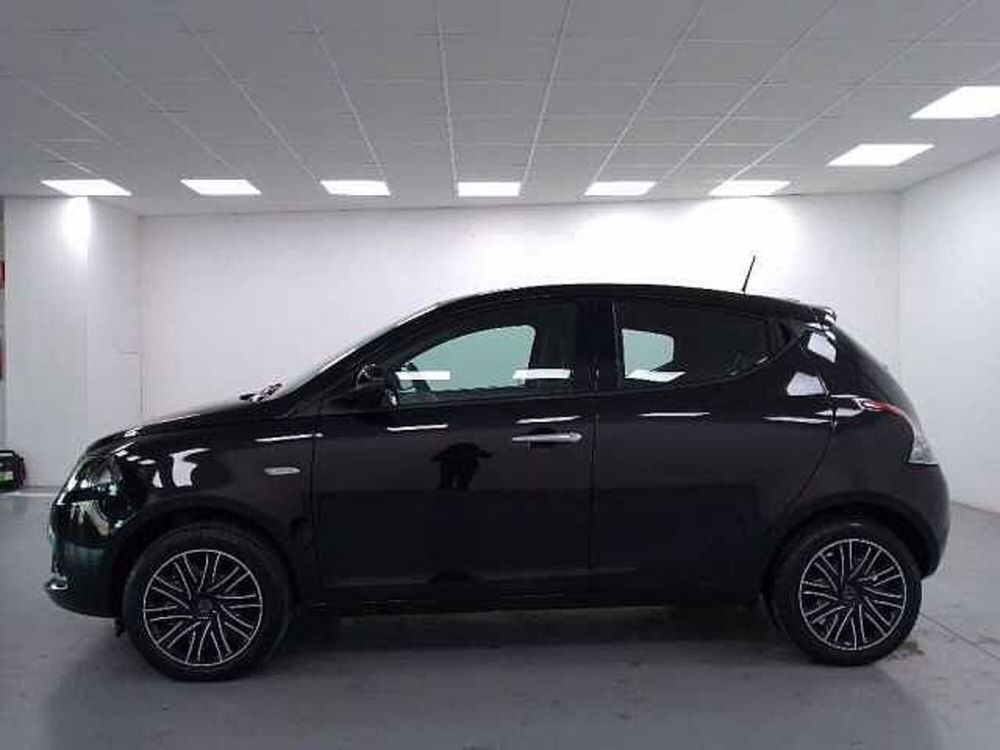 Lancia Ypsilon usata a Cuneo (5)