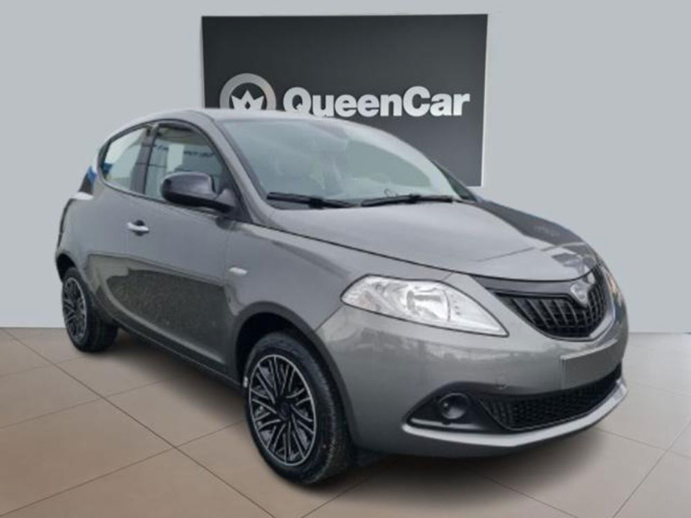 Lancia Ypsilon nuova a Torino (18)