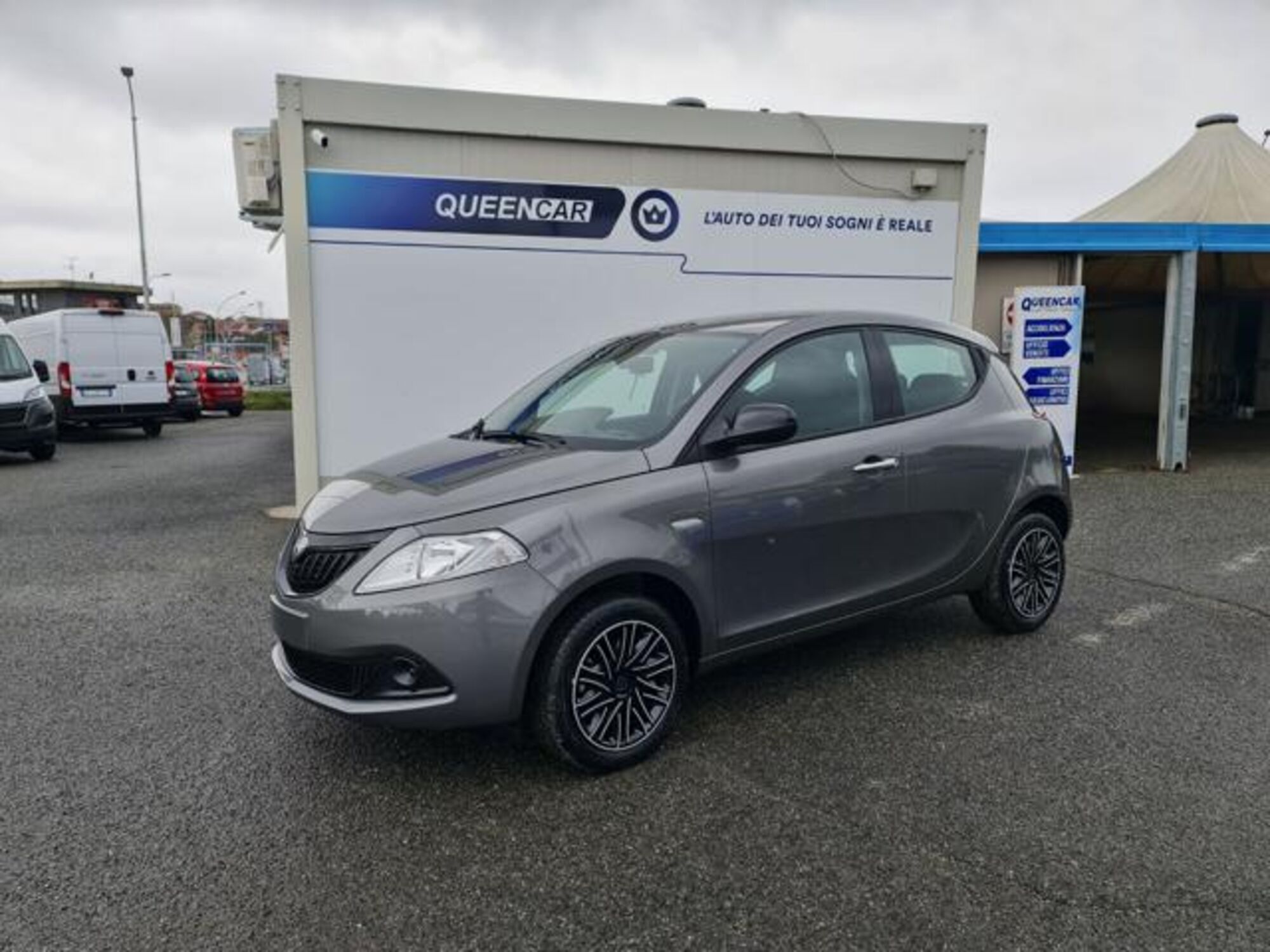 Lancia Ypsilon 1.0 FireFly 5 porte S&amp;S Hybrid Ecochic Silver  nuova a Pianezza