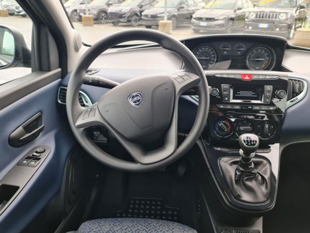 Lancia Ypsilon nuova a Torino (13)