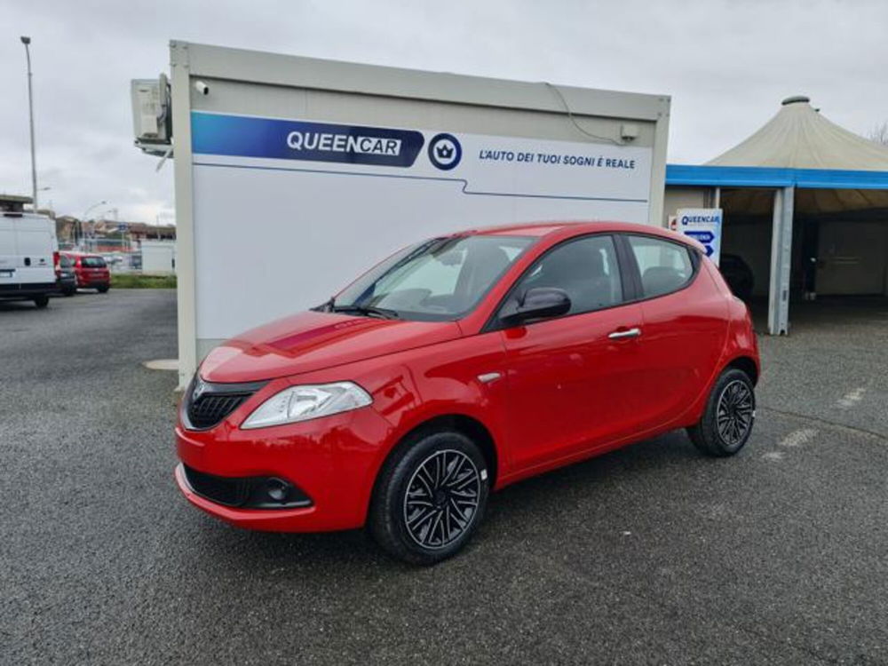 Lancia Ypsilon nuova a Torino