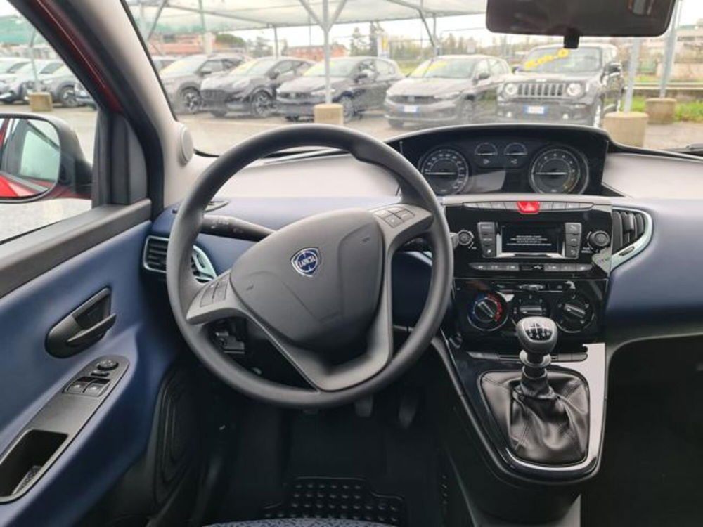 Lancia Ypsilon nuova a Torino (15)