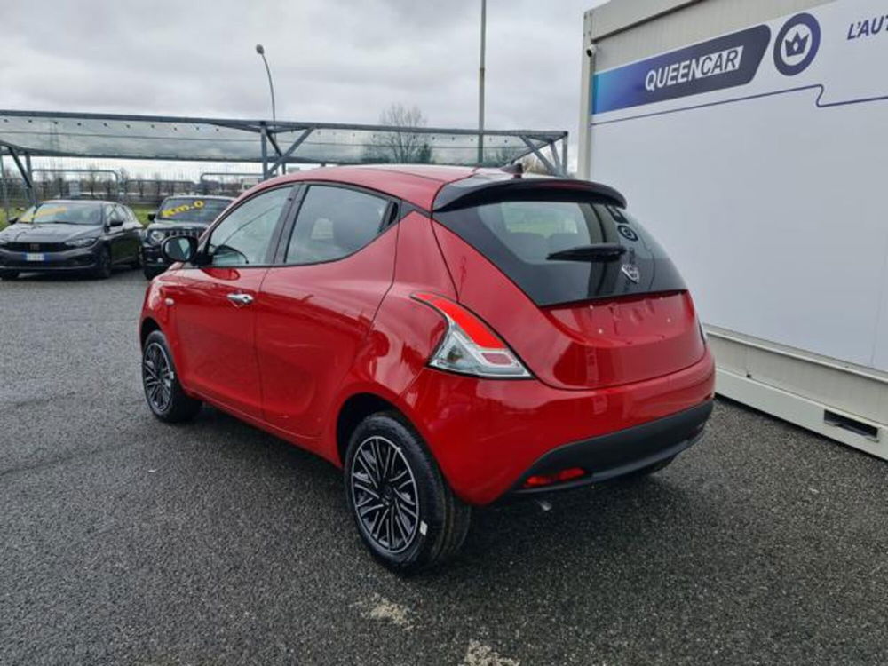 Lancia Ypsilon nuova a Torino (6)