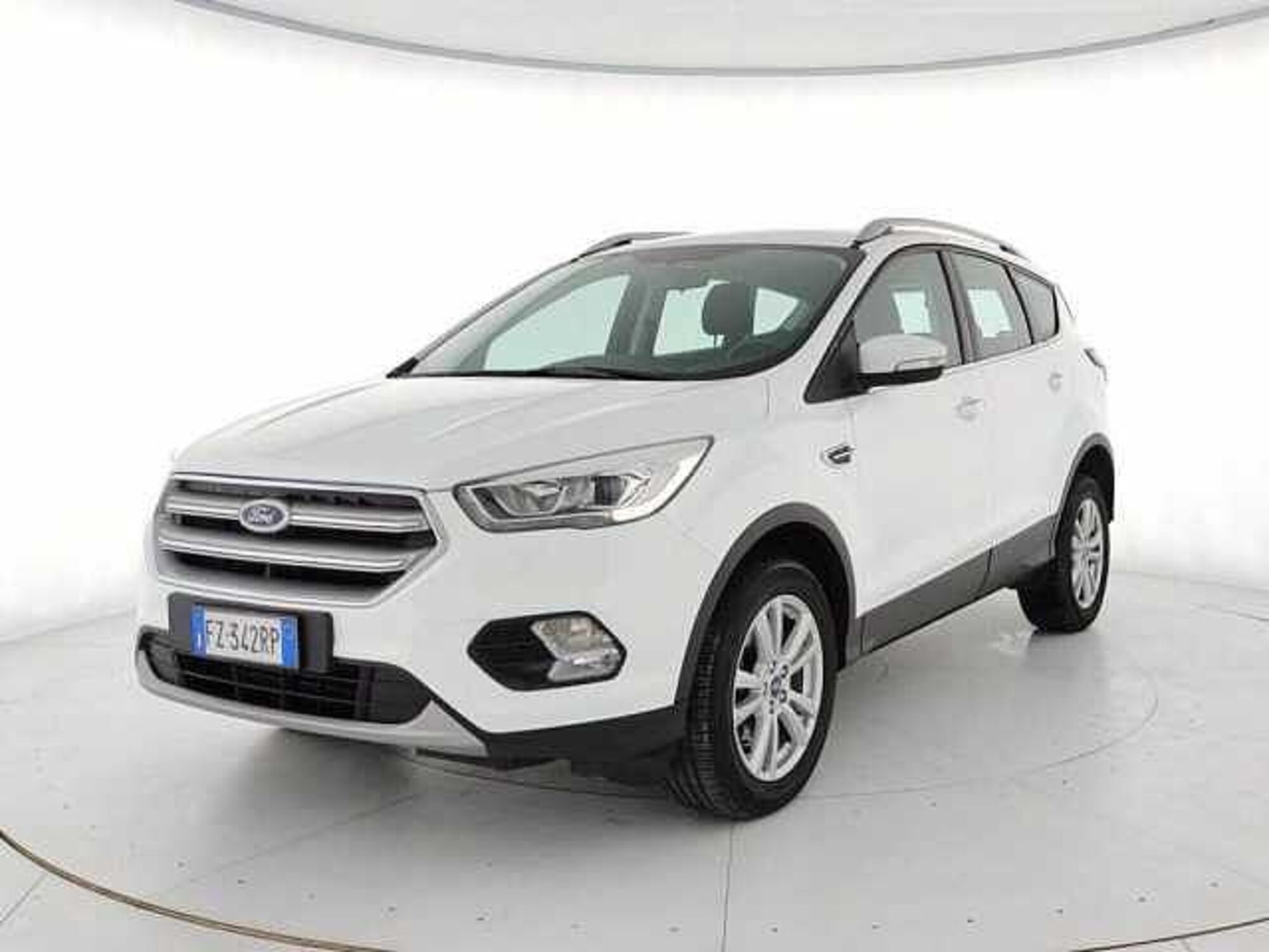 Ford Kuga 2.0 TDCI 120 CV S&amp;S 2WD Powershift Business  del 2019 usata a Torino