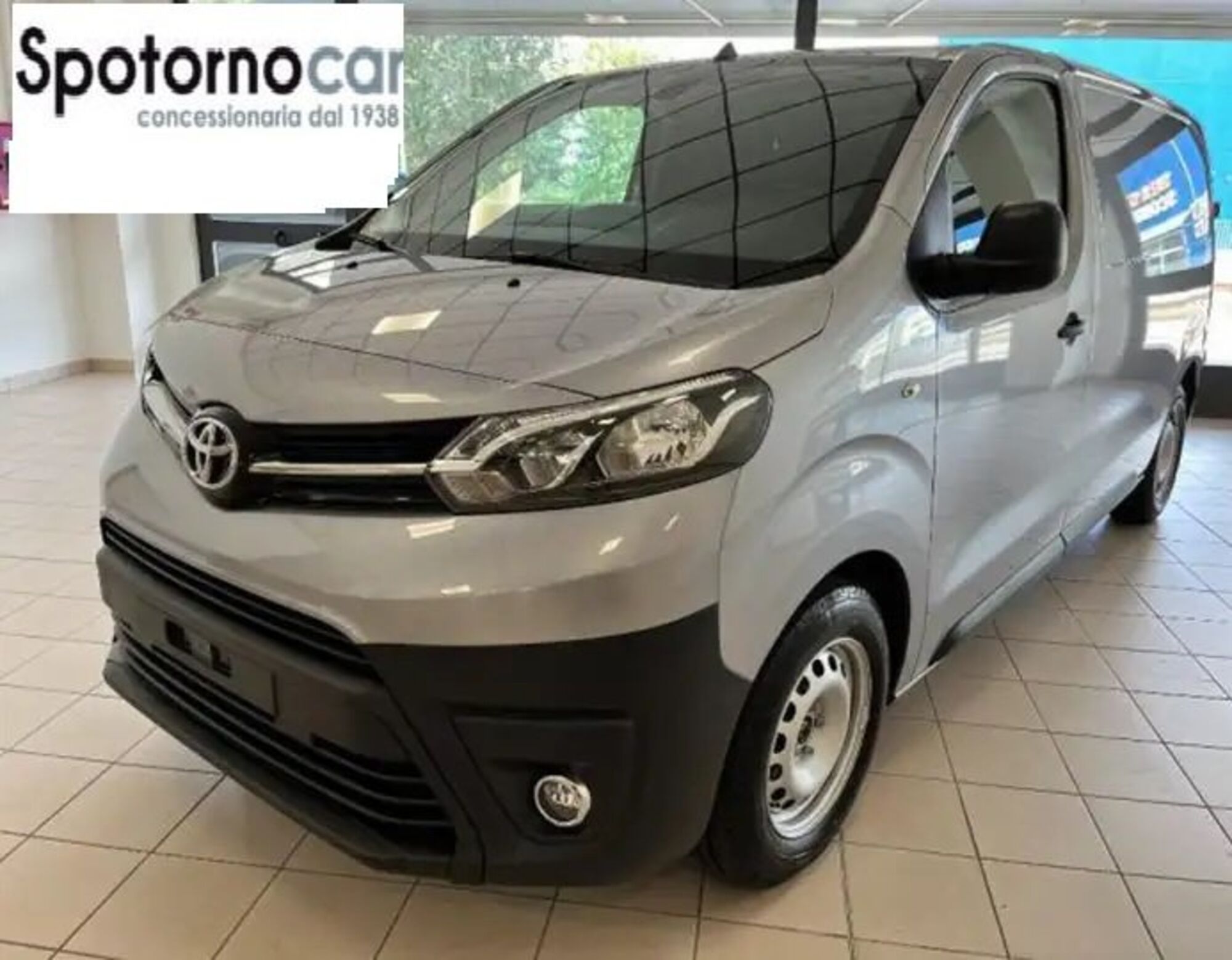 Toyota Proace 1.5D 120CV S&amp;S PL-TN Furgone Medium 5p.10q Comfort  nuova a Sesto San Giovanni