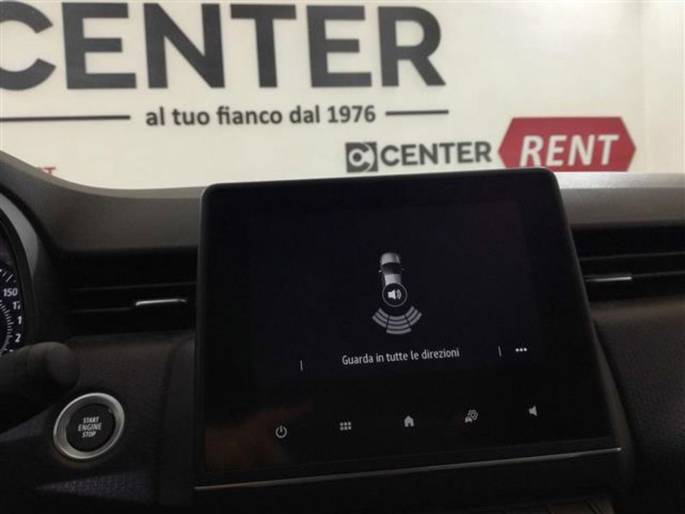 Renault Clio usata a Napoli (13)