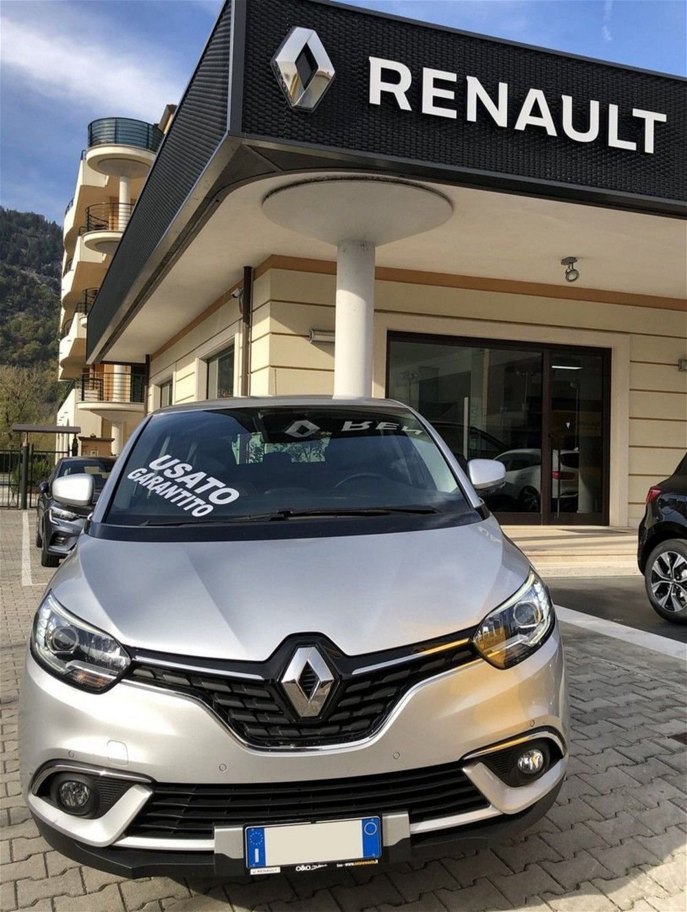 Renault Scénic dCi 8V 110 CV Energy Intens  del 2017 usata a Sora