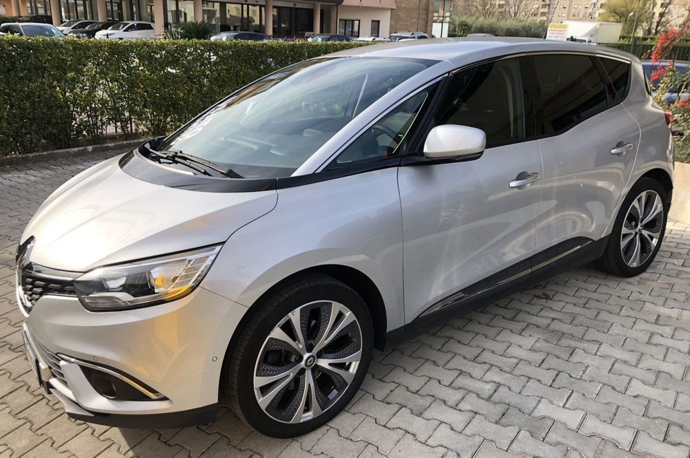 Renault Grand Scénic usata a Frosinone (17)