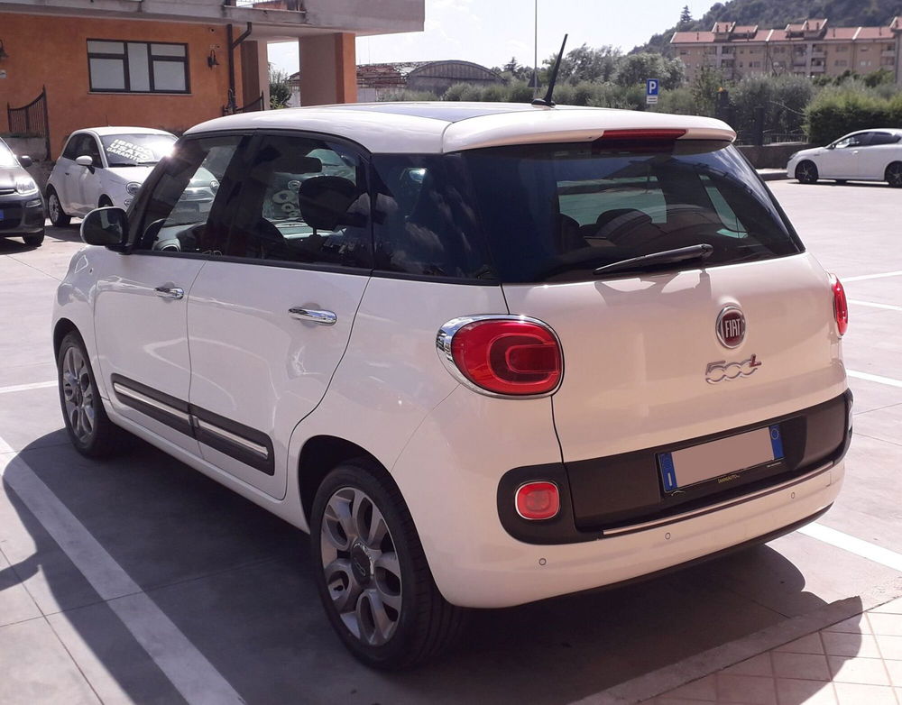 Fiat 500L 1.6 Multijet 105 CV Lounge  del 2014 usata a Sora (4)