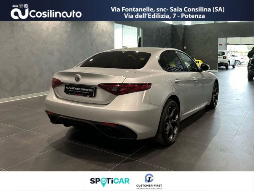 Alfa Romeo Giulia 2.2 Turbodiesel 210 CV AT8 AWD Q4 Veloce  del 2018 usata a Sala Consilina (5)