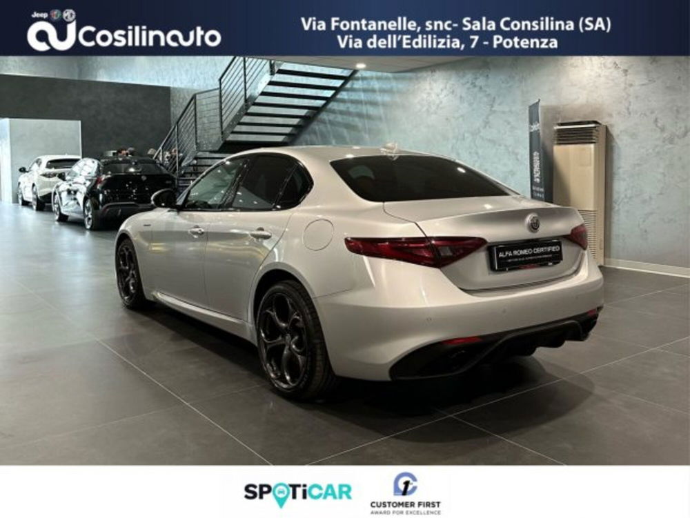 Alfa Romeo Giulia usata a Salerno (7)