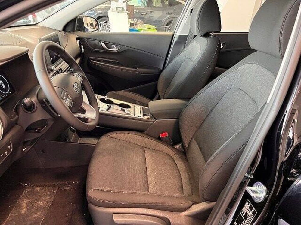 Hyundai Kona nuova a Firenze (9)