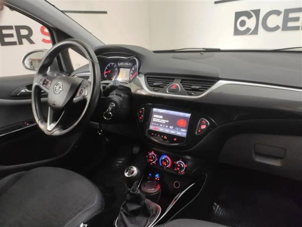 Opel Corsa usata a Napoli (8)