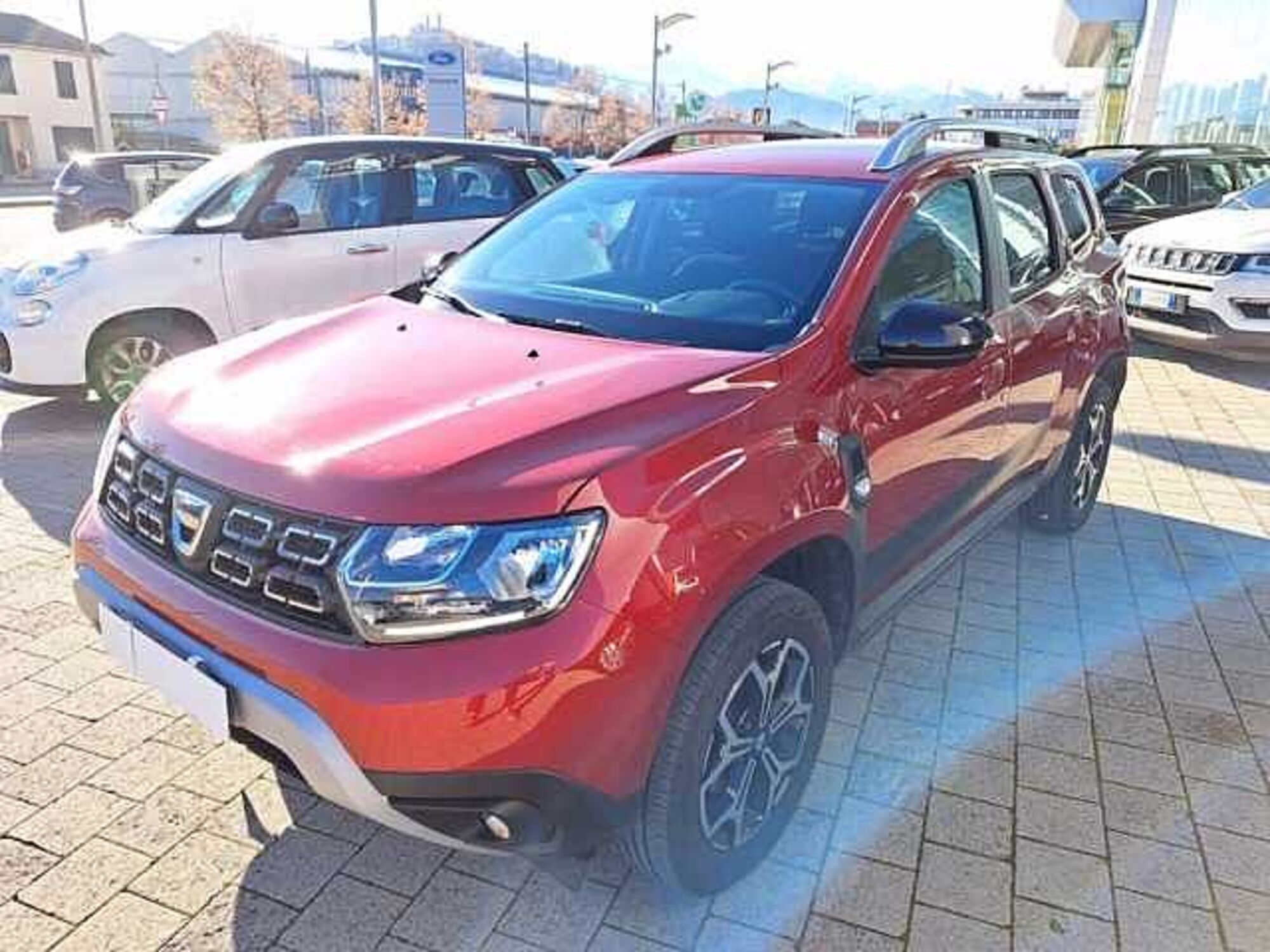 Dacia Duster 1.0 TCe 100 CV ECO-G 4x2 15th Anniversary  del 2021 usata a Cuneo